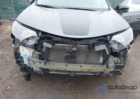 2018 Toyota Rav4 Adventure из США, поврежденный, VIN 2T3RFREV7JW730676